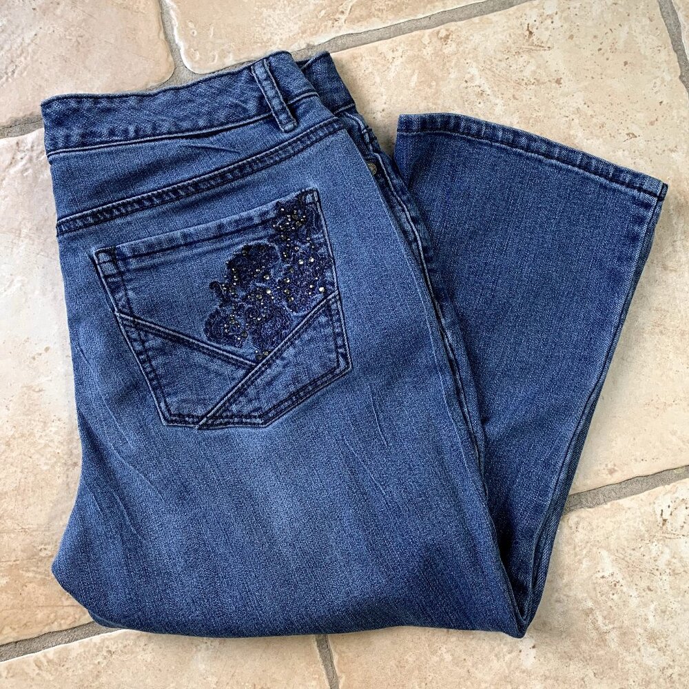 CODE BLEU Capri Embellished Mid-Rise Denim